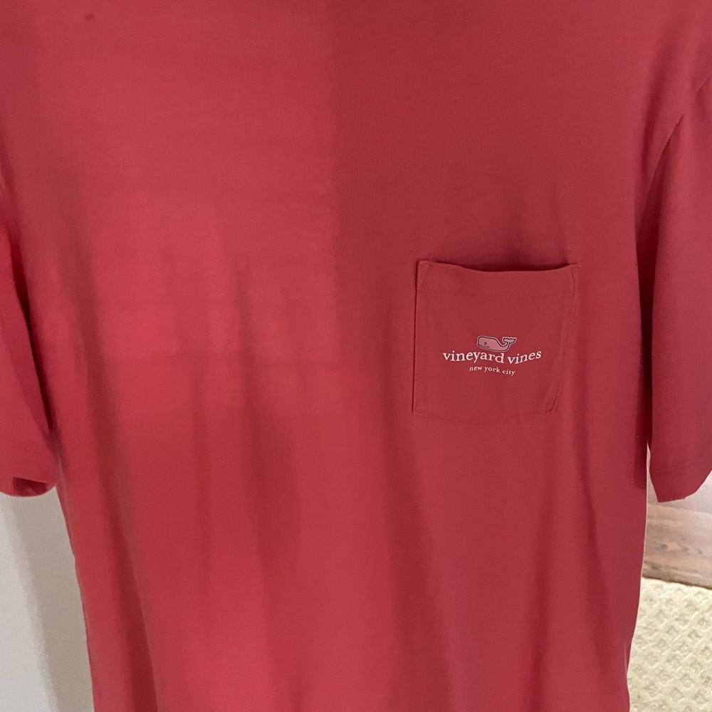 Vineyard vines small tshirt